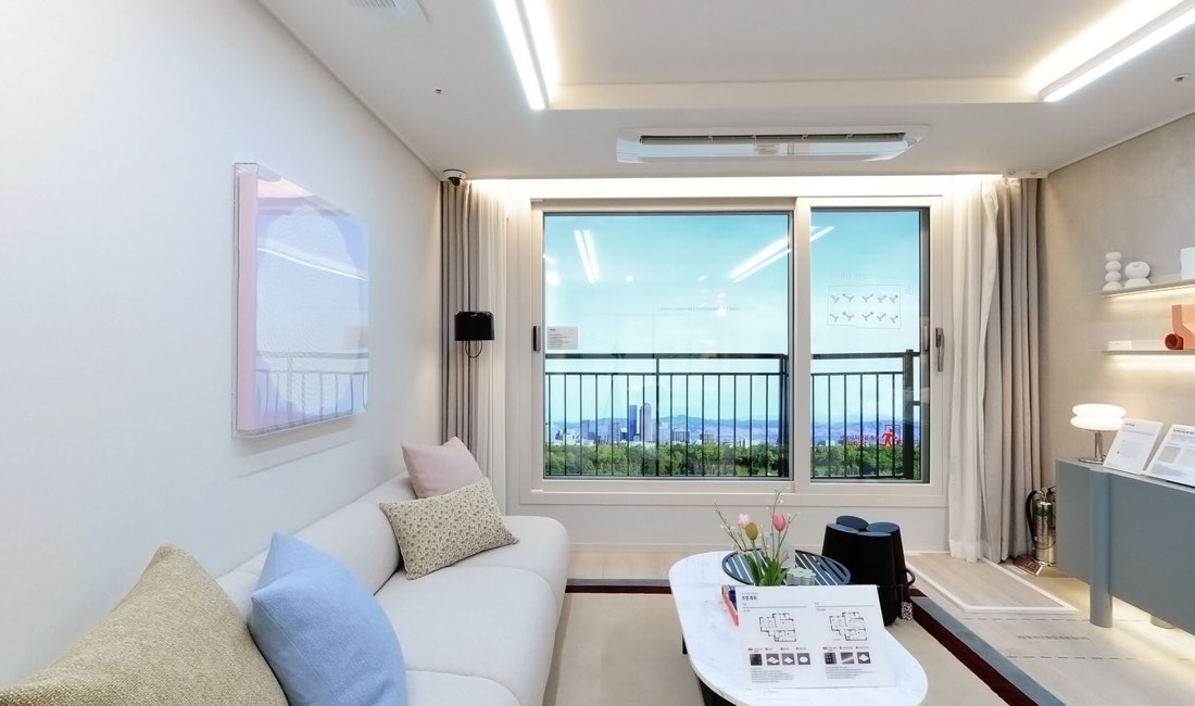 59㎡B 거실 — 견본주택 VR 장면